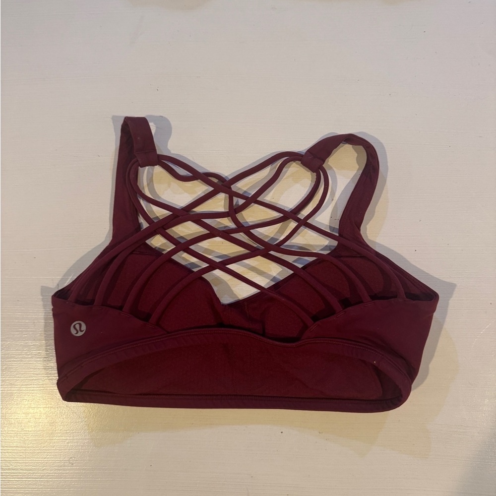 Lululemon free to be Bra - Picture 5 of 5